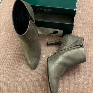 Paul Green Women's Gray Heeled Boots